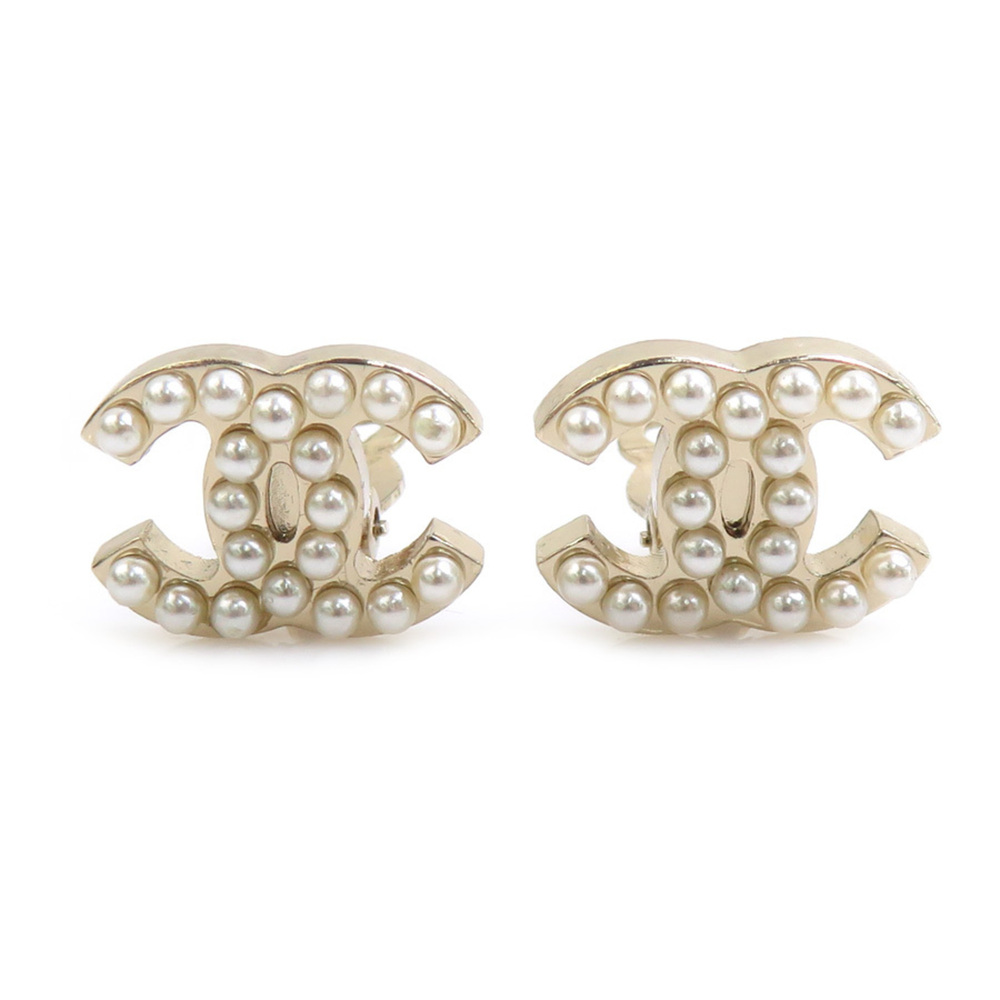 Chanel earrings, Coco Mark design, metal, faux pearl, gold, off-white, women'...